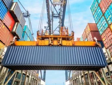 Ξεπέρασαν τα 30 δισ. ευρώ οι ελληνικές εξαγωγές το 11μηνο 2018